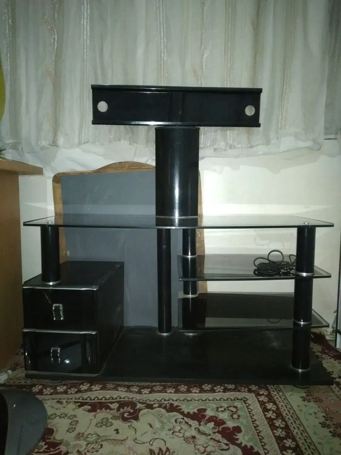 میز تلویزیون سالم وبدون هیچ ایرادی|میز تلویزیون|تهران, بهداشت|دیوار