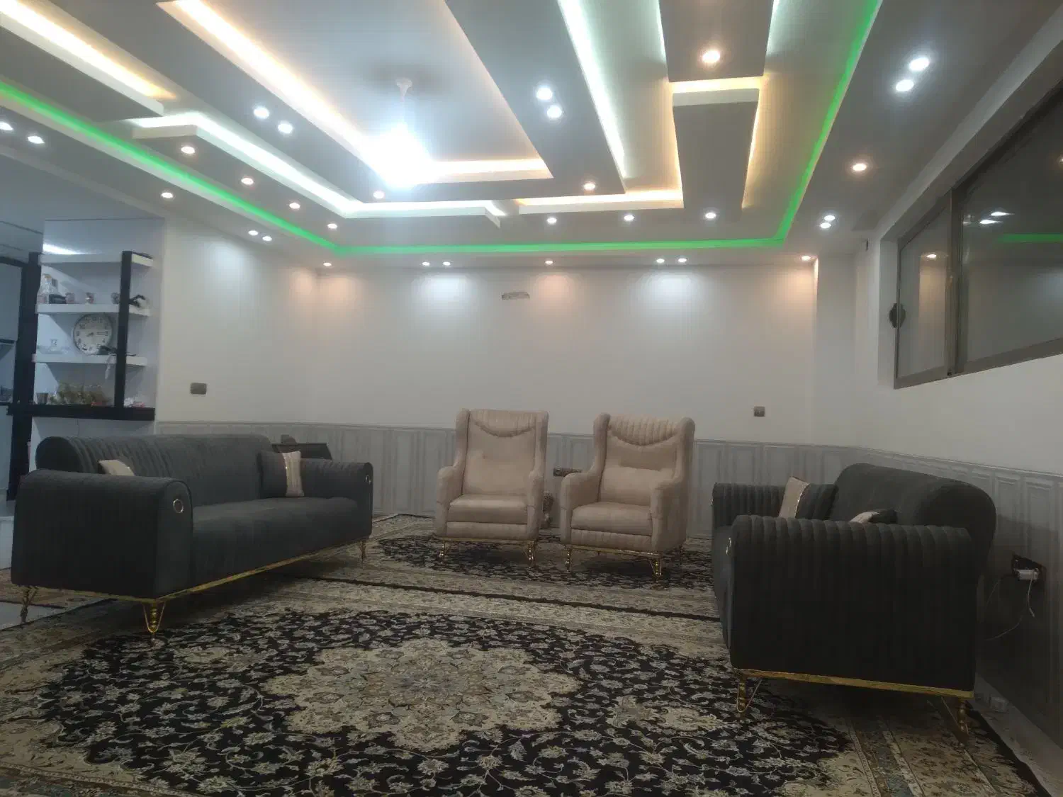 مبل 8نفر|مبلمان خانگی و میز عسلی|قم, کاسه گران|دیوار