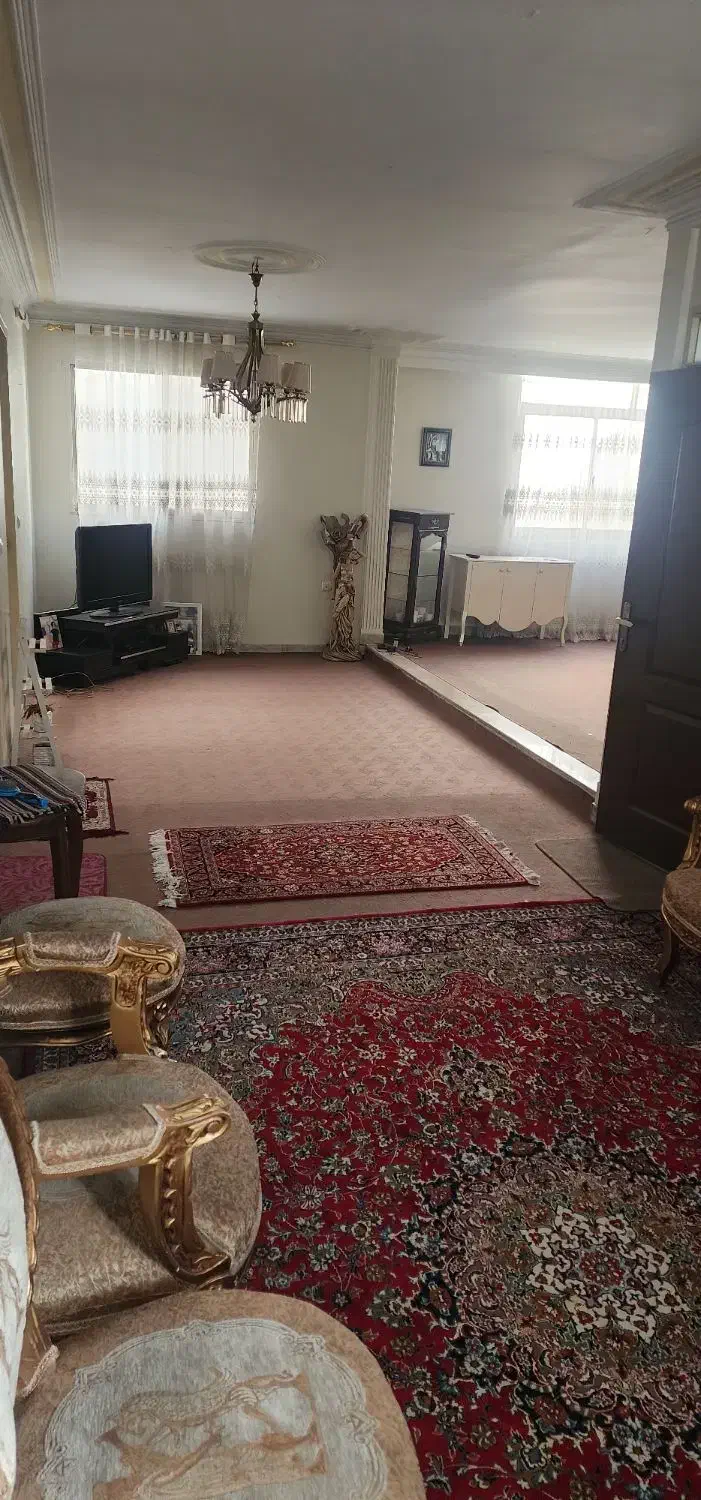 ۱۱۰ متر تکواحدی / عارف شمالی ( تاجیک )|فروش آپارتمان|تهران, شهمیرزادی|دیوار