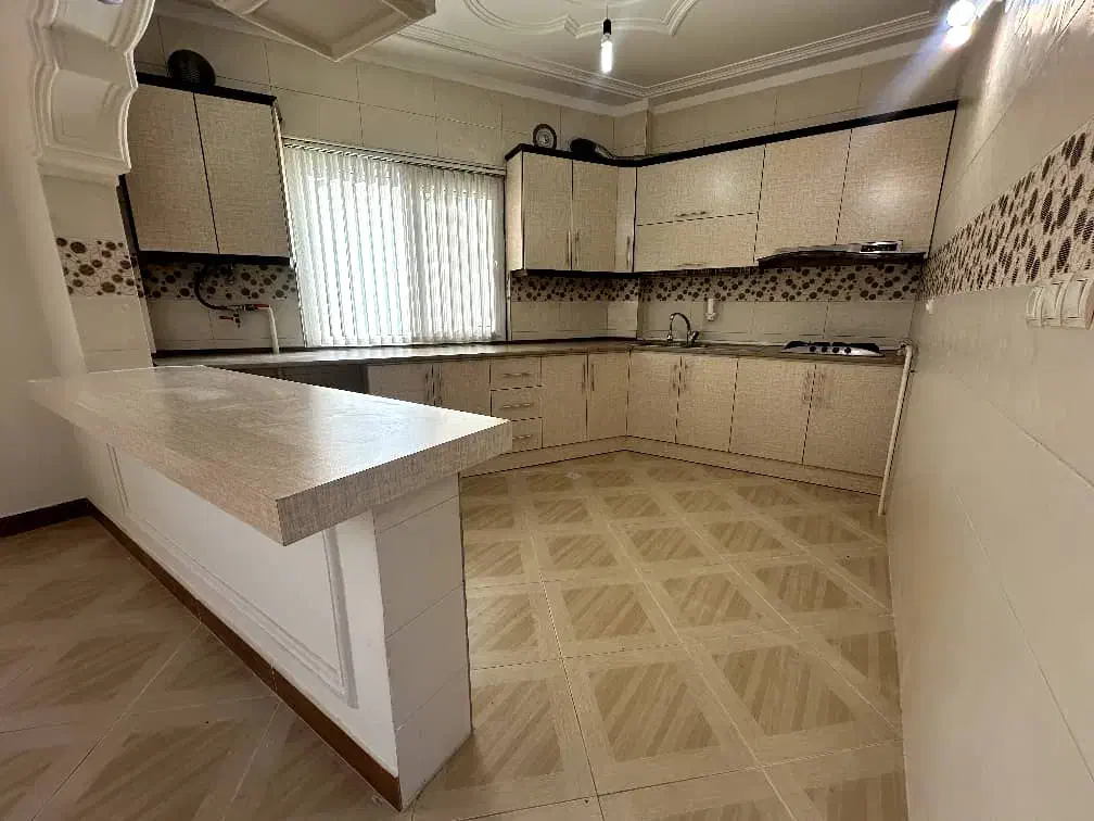 آپارتمان مستقل مرکز شهر ۱۲۵ متر شیک|اجارهٔ آپارتمان|لاهیجان, امیرشهید|دیوار