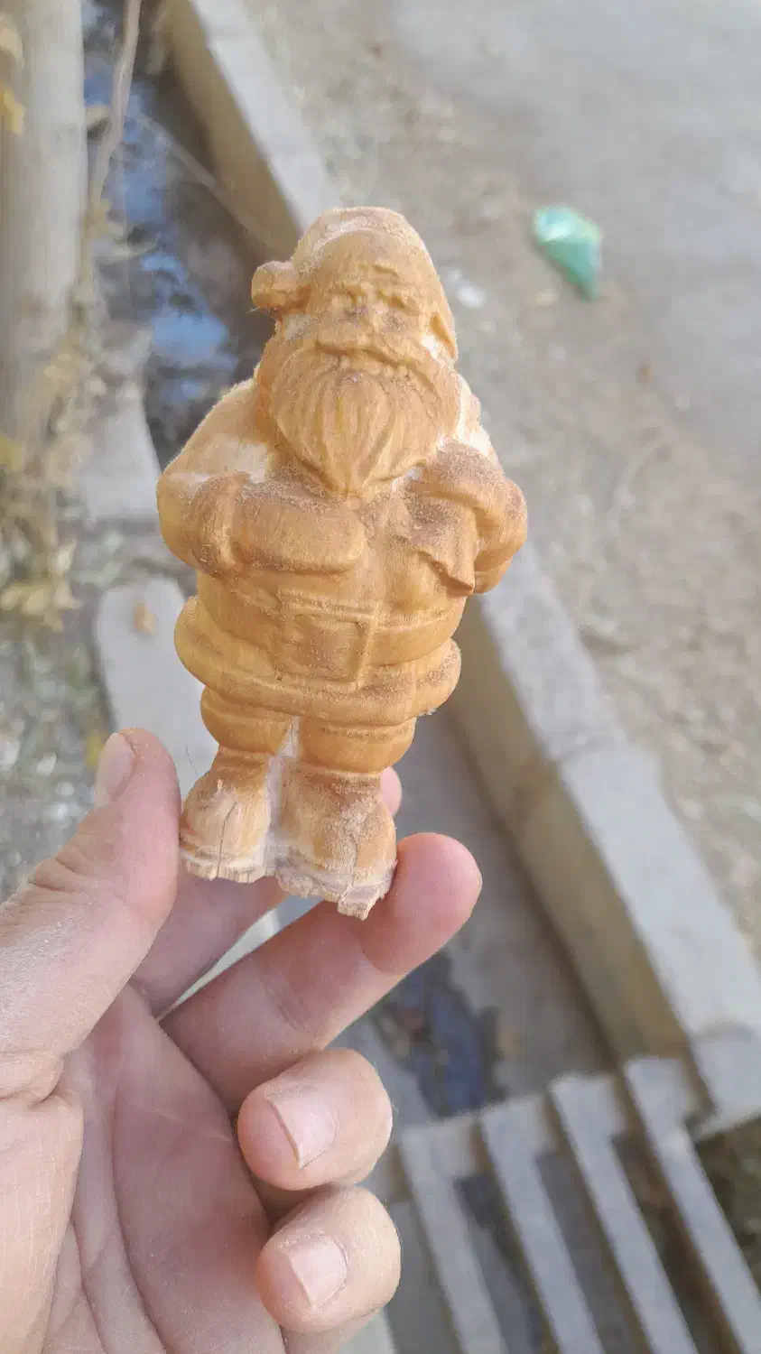 بابانوئل چوبی|مجسمه، تندیس، ماکت|پردیس, سیاه سنگ|دیوار