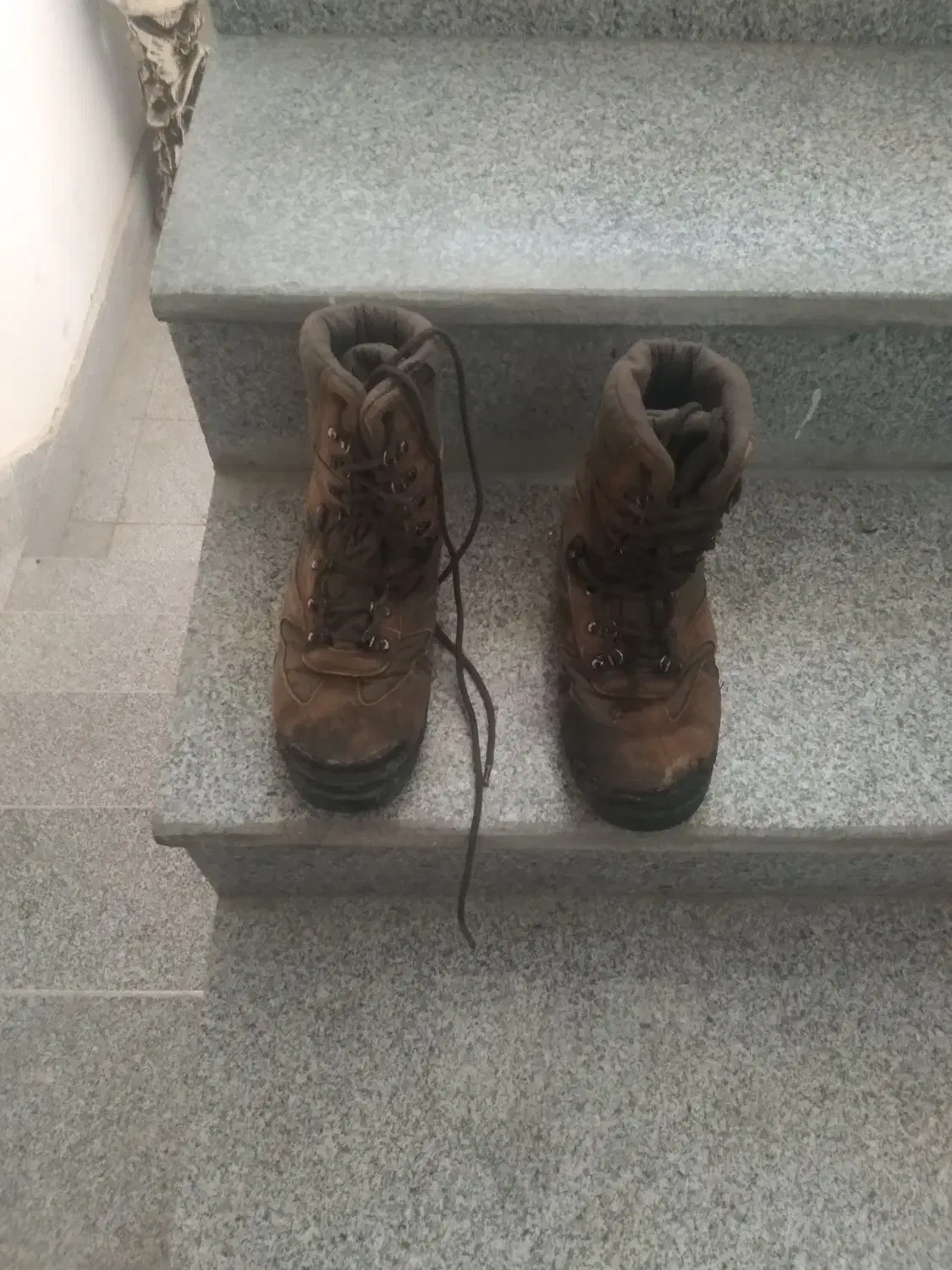 کفش|کیف، کفش، کمربند|مشهد, شهید آوینی|دیوار