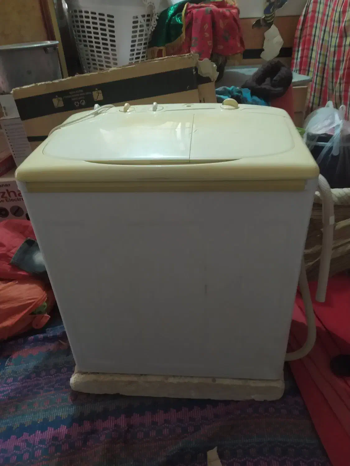 ماشین لباس شویی|ماشین لباسشویی و خشک‌کن لباس|زهک, |دیوار