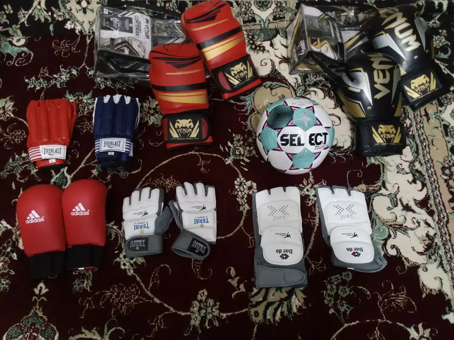 ست لوازم ورزشی|تجهیزات ورزشی|زاهدان, |دیوار