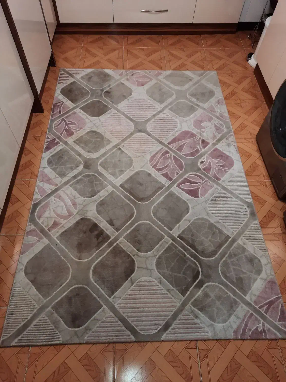 فرش ماشینی درجه یک ۱.۵ در ۲.۲۵ فانتزی|فرش|تبریز, |دیوار