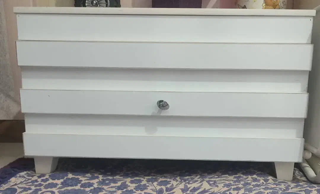 کمد  به خریدار واقعی تخفیف خوبی داده میشود|جاکفشی، کمد، دراور|پرند, فاز ۴|دیوار