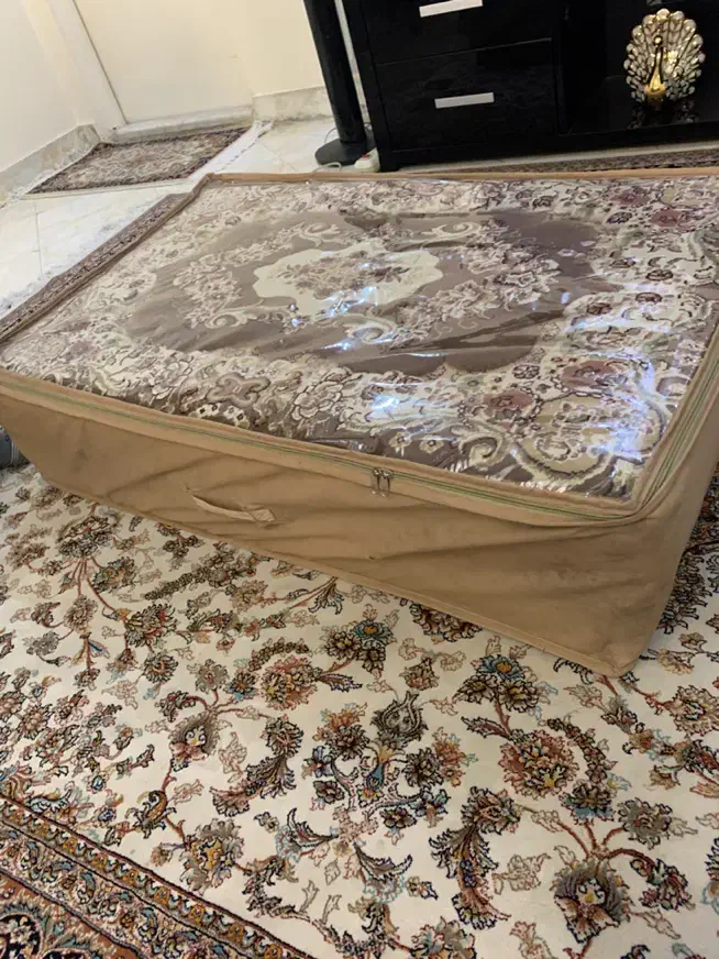 پشتی|پشتی|تهران, نیروی هوایی (پیروزی)|دیوار