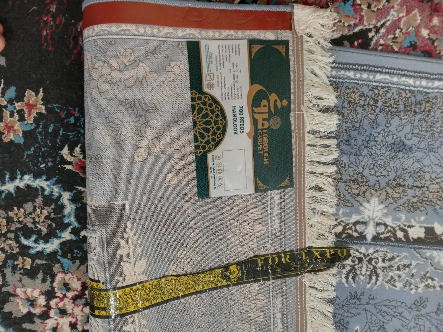 ۶ تا فرش ۹ متری ۷۰۰ شانه تراکم ۲۵۵۰ نو پلمپ توجلد|فرش|خرمآباد, |دیوار