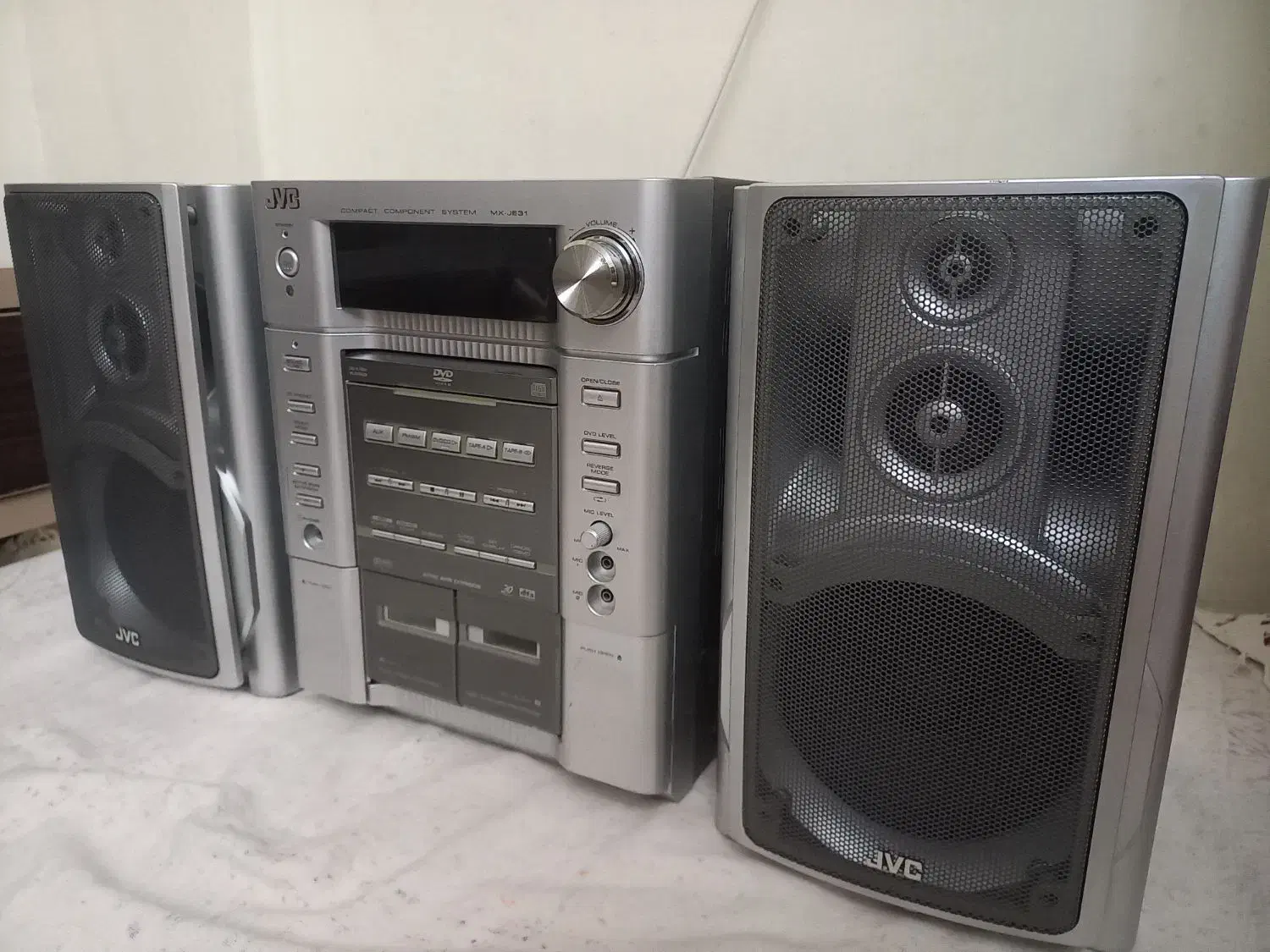 ظبط jvc|سیستم صوتی خانگی|رشت, معلم|دیوار