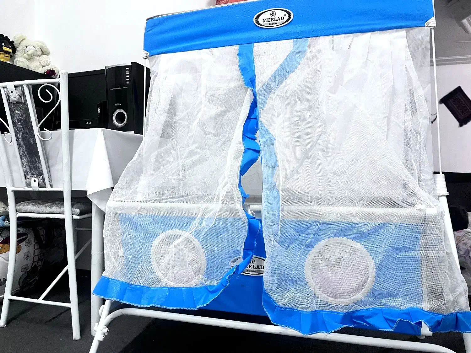 گهواره میلاد|تخت و صندلی بچه|تربت جام, شاد|دیوار