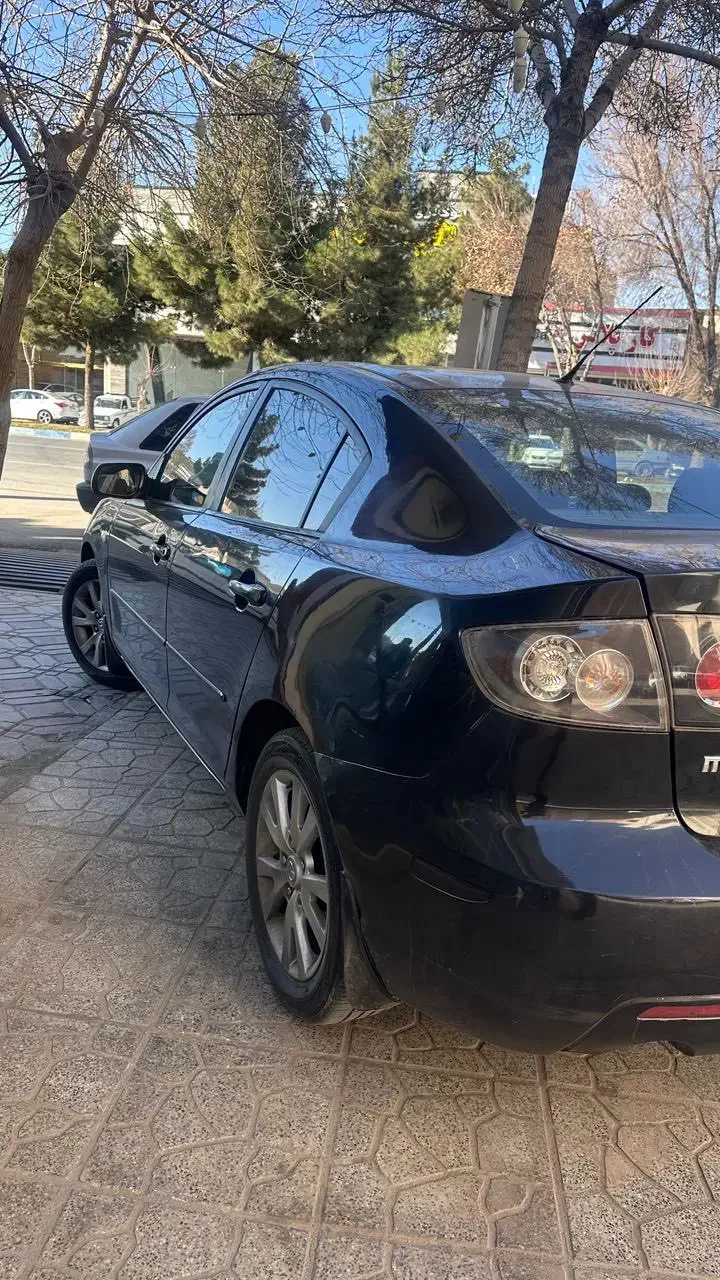 مزدا۳|خودرو سواری و وانت|شاهین‌شهر, گزبرخوار|دیوار