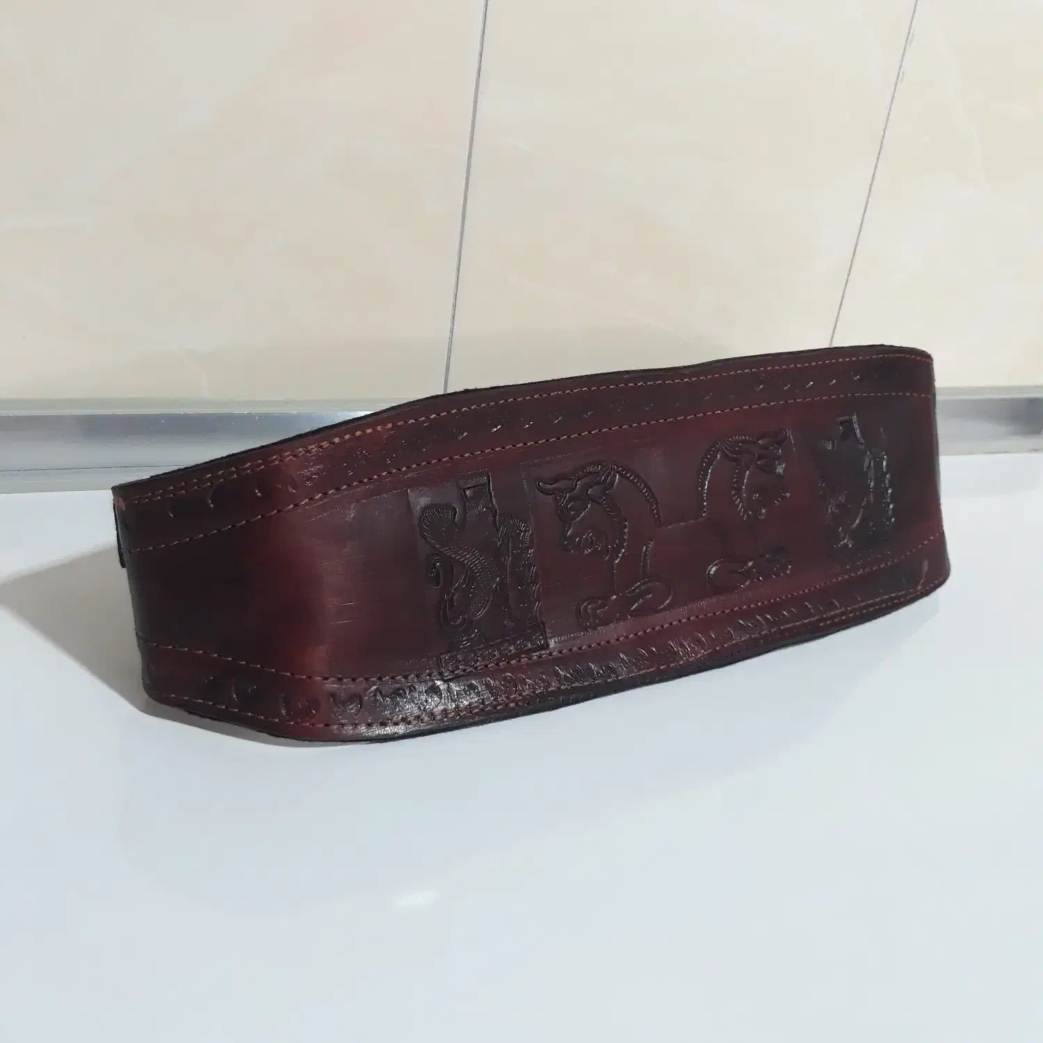 کمربند باشگاه بدنسازی چرم واقعی|کیف، کفش، کمربند|اندیشه, اندیشه فاز ۱|دیوار