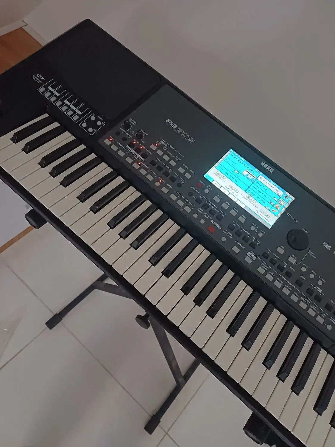 کرگ pa600gt|پیانو، کیبورد، آکاردئون|تبریز, |دیوار