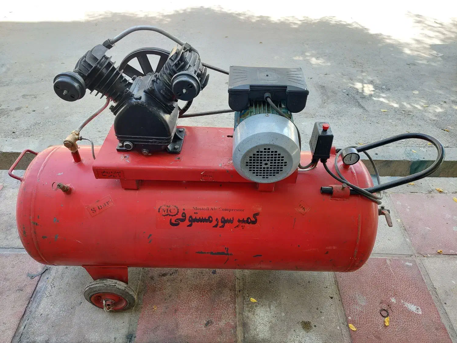پمپ باد ۲۵۰ لیتری و اره قطع کن و فارسی بر نجاری|ماشین‌آلات صنعتی|پاکدشت, پاکدشت (مامازند)|دیوار