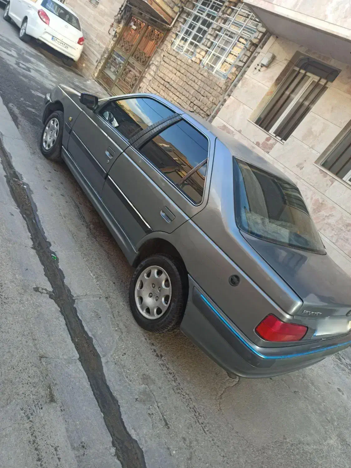 پژو پارس مدل ۸۷ عروسک  شاسی پلمپ|خودرو سواری و وانت|ساوه, |دیوار