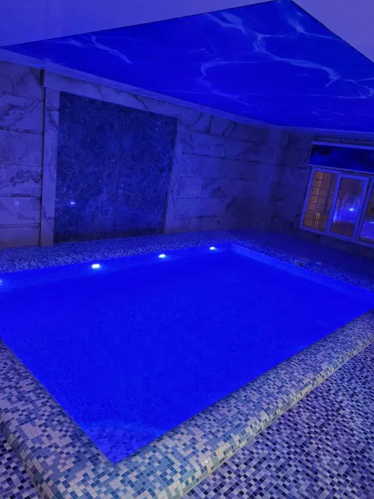 ویلا استخر آبگرم شیک گلبهار|اجارهٔ کوتاهمدت ویلا و باغ|گلمکان, |دیوار