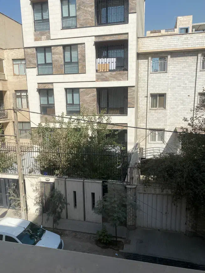 شهید عراقی۱۸۰متر شبیه ویلا