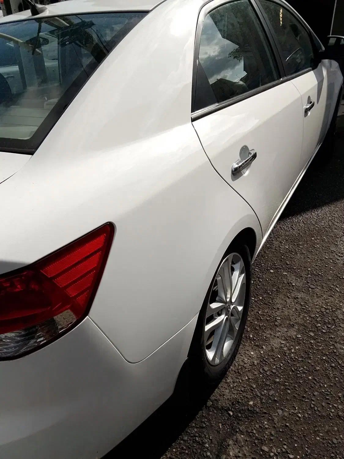 سراتواتومات96درجه یک سفید بدون رنگ وضربه کمکار|خودرو سواری و وانت|رشت, دروازه لاکان|دیوار