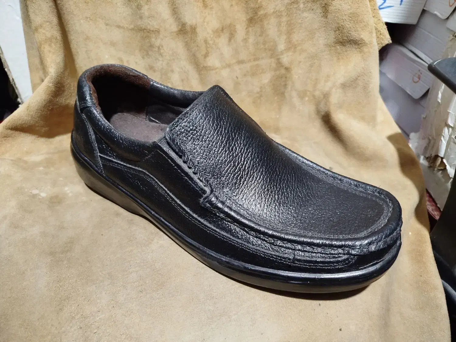 کفش فانتوک چرم گاوی 40تا44هست|کیف، کفش، کمربند|تبریز, |دیوار