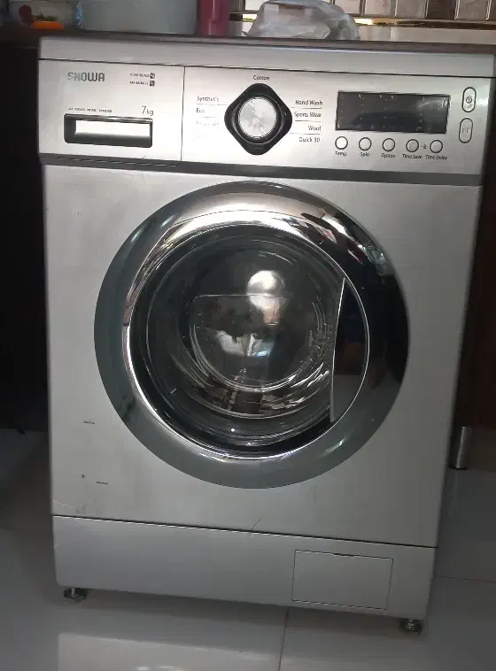 لباسشویی اسنوا|ماشین لباسشویی و خشک‌کن لباس|اصفهان, بهارستان|دیوار