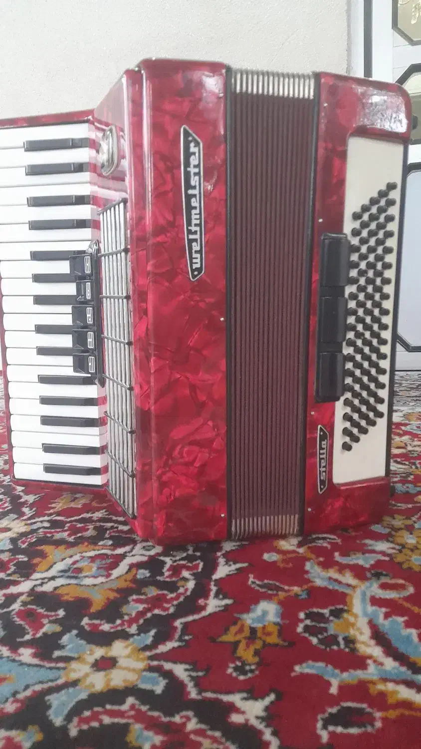 فروش اکاردیون   80 ویتمستر|پیانو، کیبورد، آکاردئون|لوندویل, |دیوار