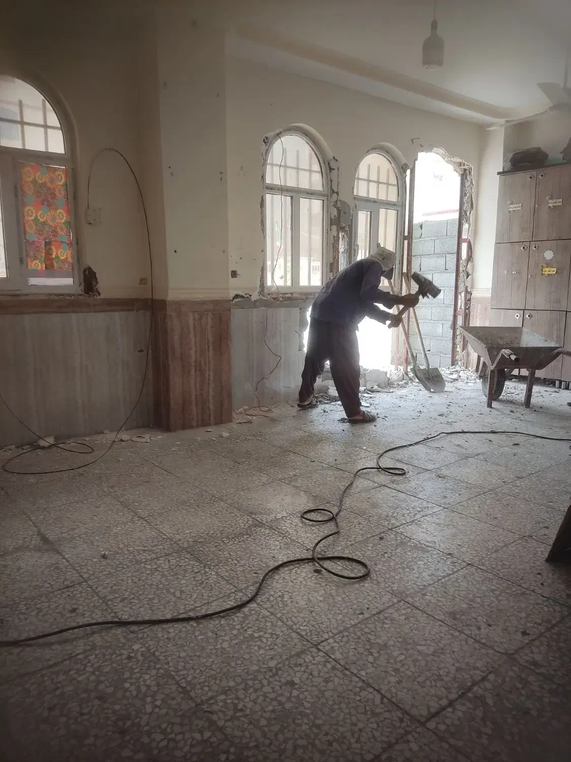 استا بنا بلوک چینی پلاسترنرمه وتخریب و ابزار کامل|خدمات پیشه و مهارت|بندرعباس, |دیوار