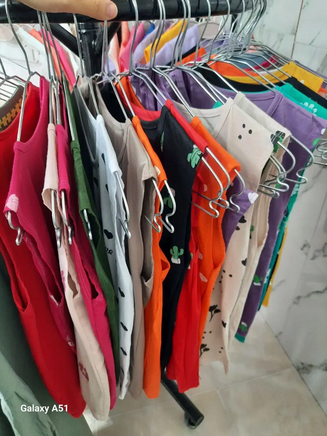 تاپ عمده ۷۰ تومن|لباس|ساری, |دیوار