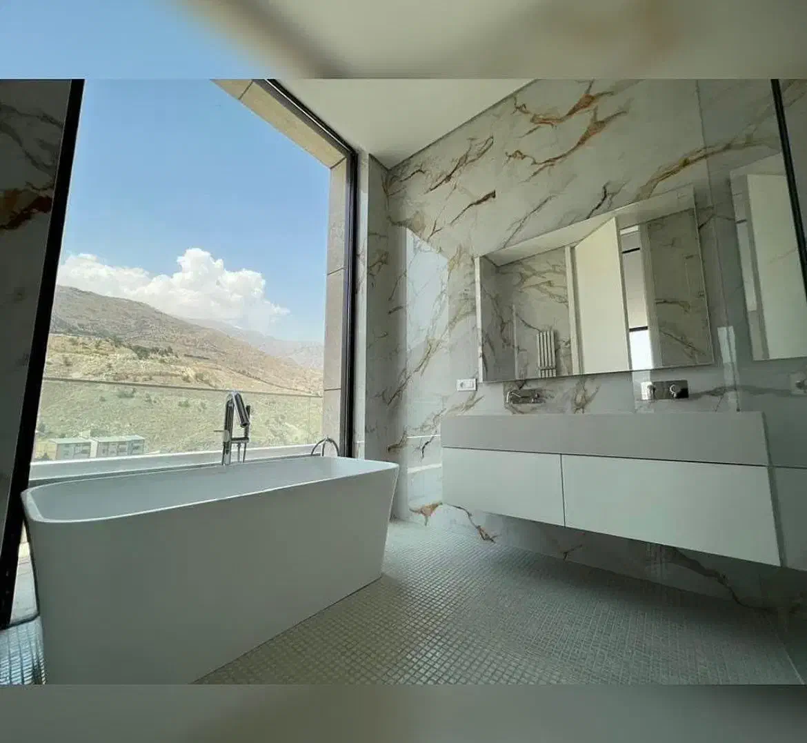 ۲۸۰ متر نور و شکوه، زندگی پست مدرن ،با قیمتی خاص