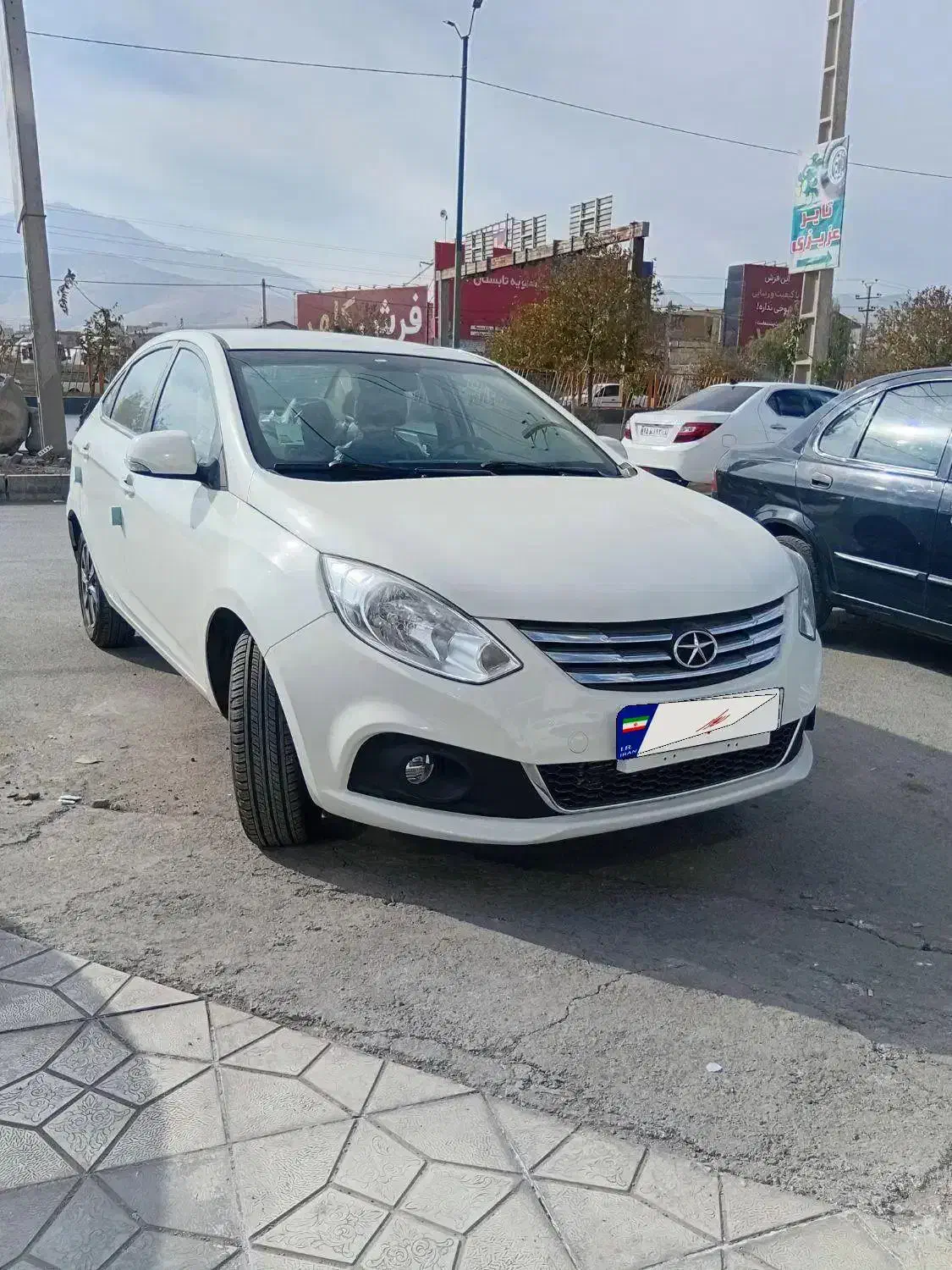 جک j4 خشک|خودرو سواری و وانت|همدان, |دیوار