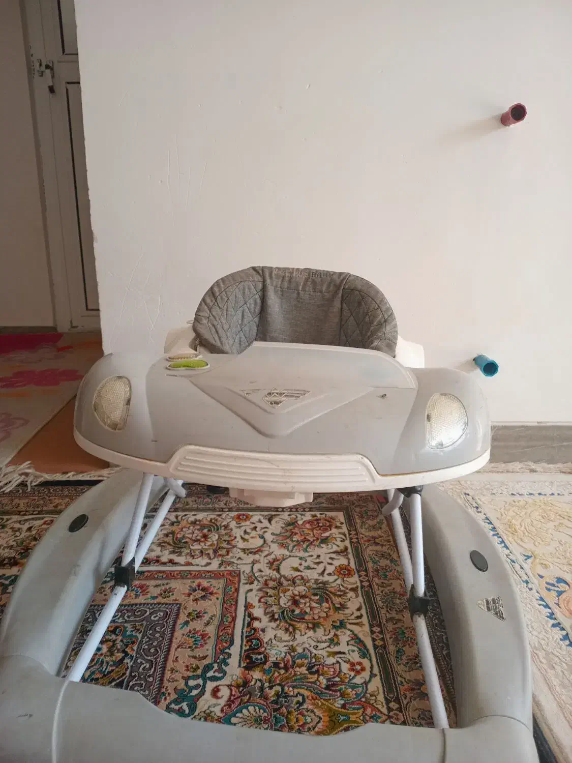 روروک و راکر اسب|اسباب‌بازی بچه|زیباشهر, |دیوار