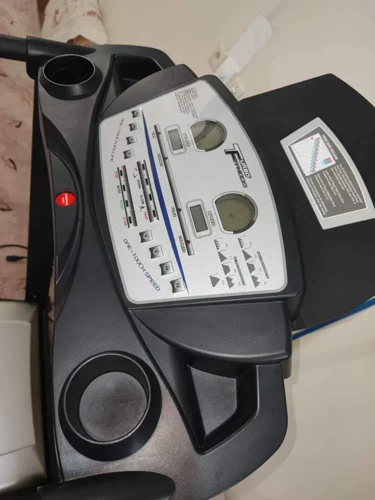 تردمیل توربو فیتنس 200|تجهیزات ورزشی|دهلران, |دیوار