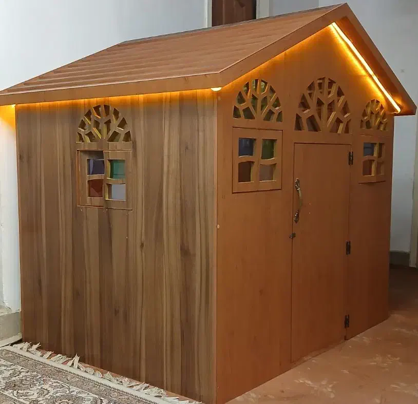 کلبه چوبی کودکانه|اسباب‌بازی بچه|کازرون, |دیوار