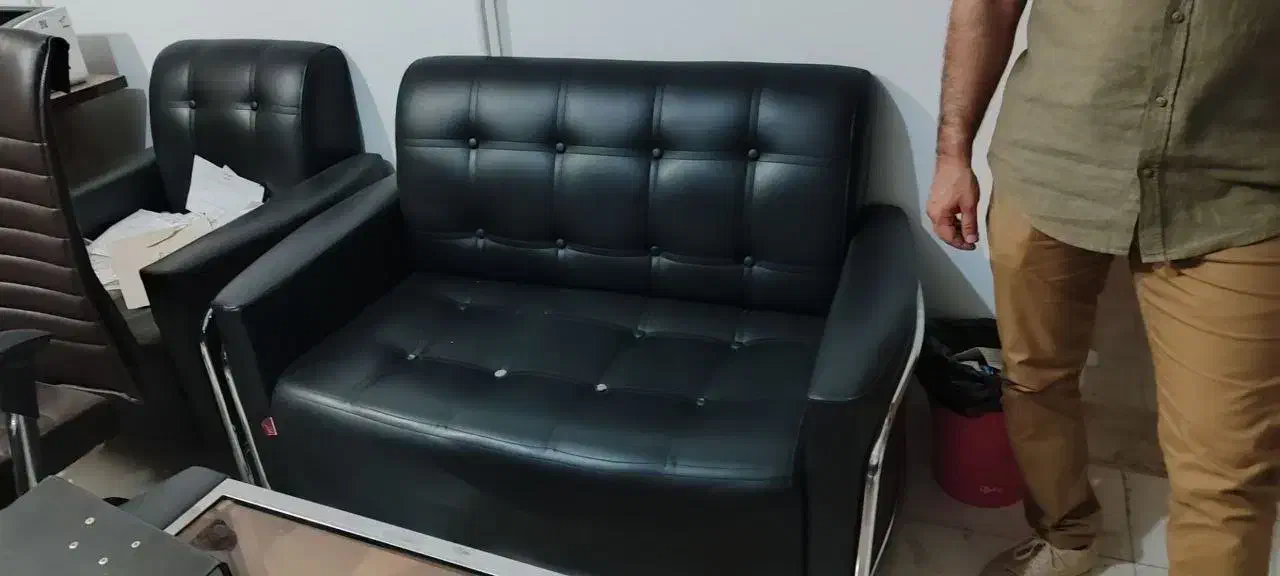 میز مدیریت همراه صندلی و ۲عدد بوفه|دفتر کار|کرمانشاه, |دیوار