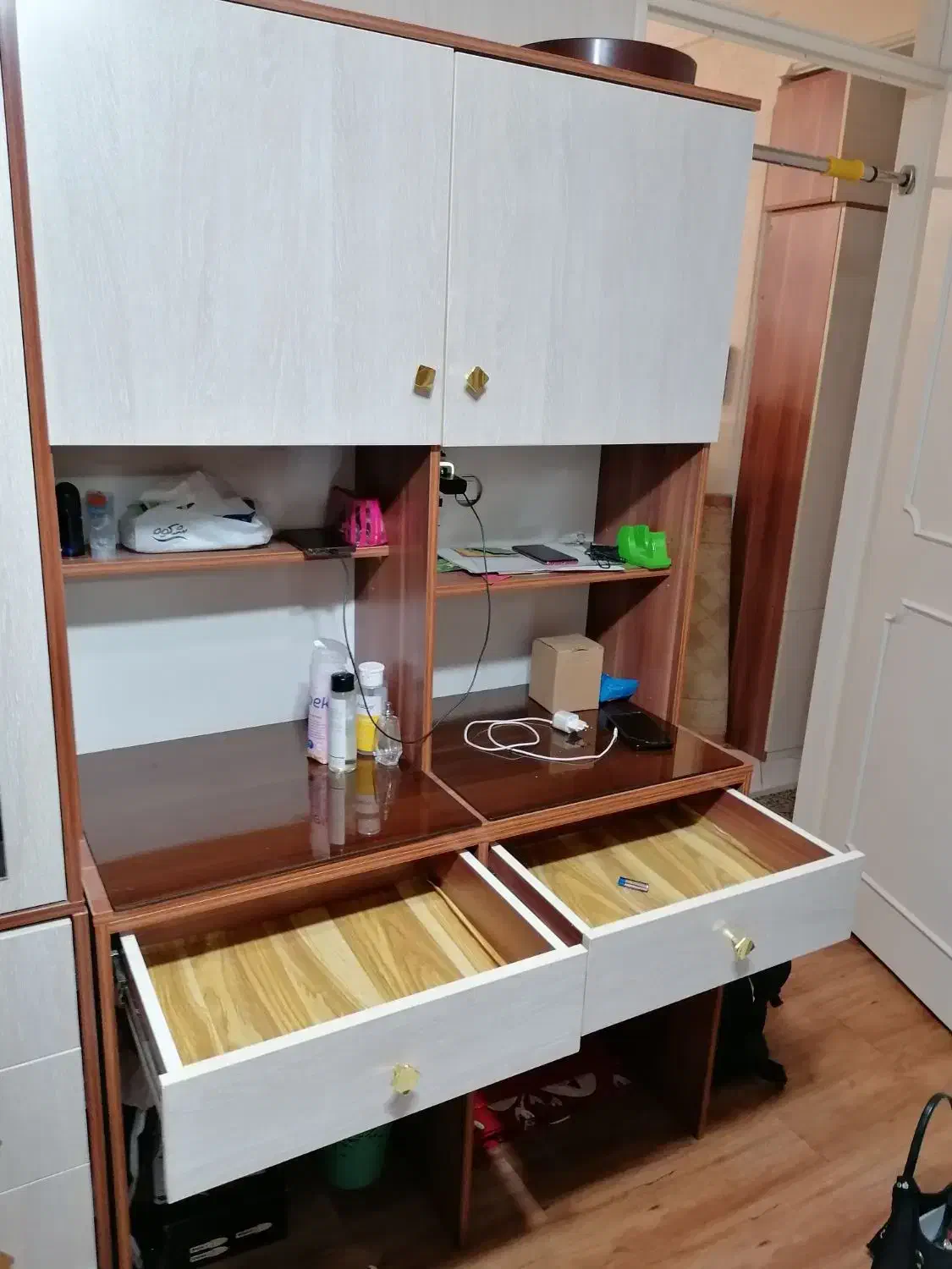 میز تحریر بزرگ و جادار|میز تحریر و کامپیوتر|تهران, صادقیه|دیوار