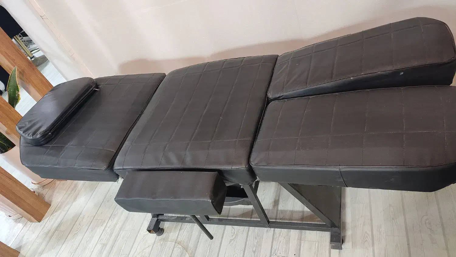 فروش صندلی مژه و تتو|آرایشگاه و سالن‌های زیبایی|نجف‌آباد, شیخ بهایی|دیوار