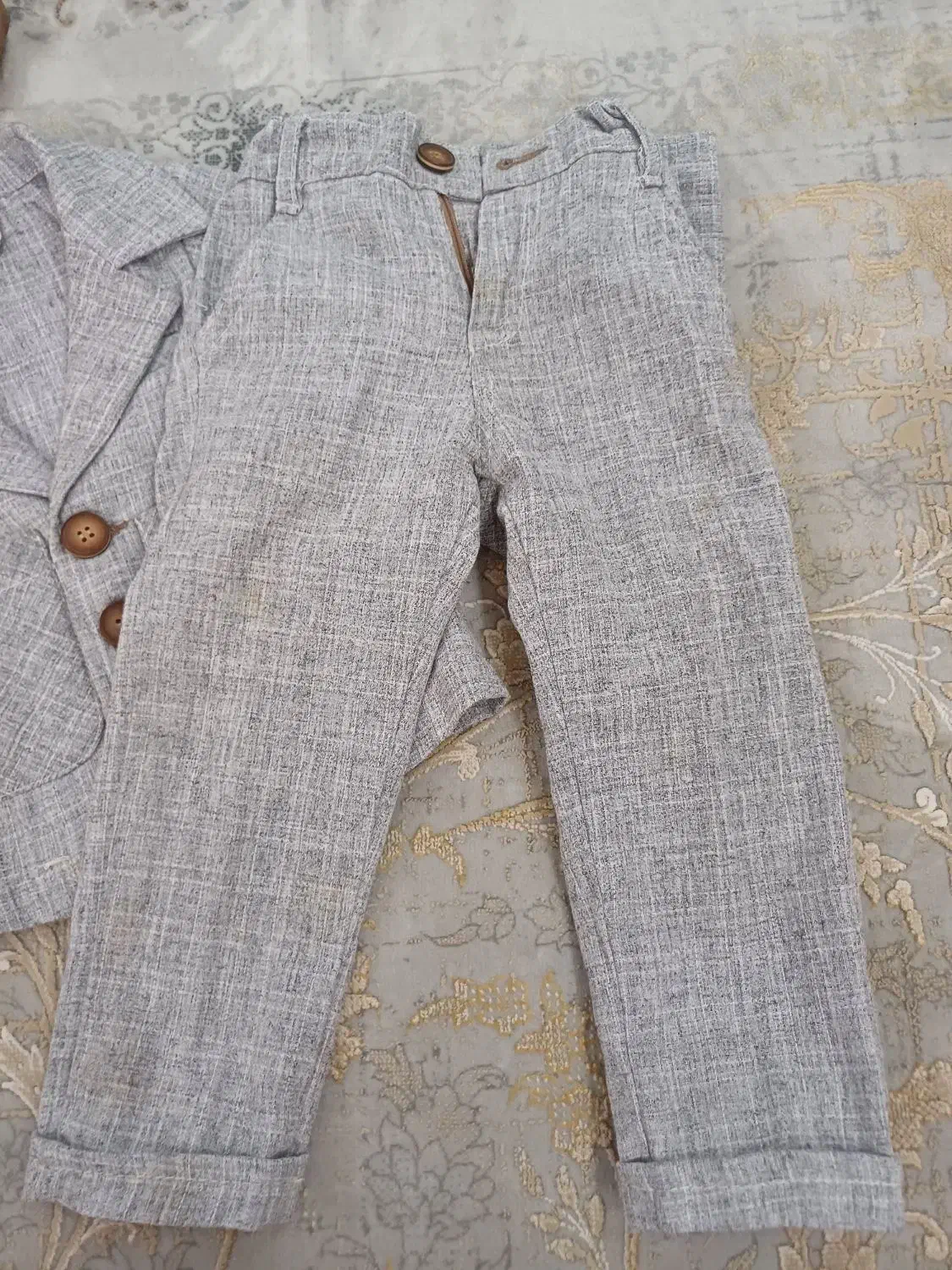 کت وشلوار بچه گانه|کفش و لباس بچه|مشهد, انقلاب|دیوار