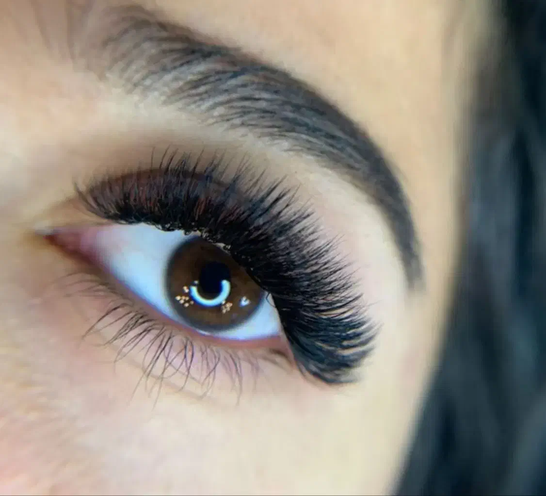 کاشت مژه  ولیفت ولمینت وتینت مژه وابرو|خدمات آرایشگری و زیبایی|سنندج, |دیوار