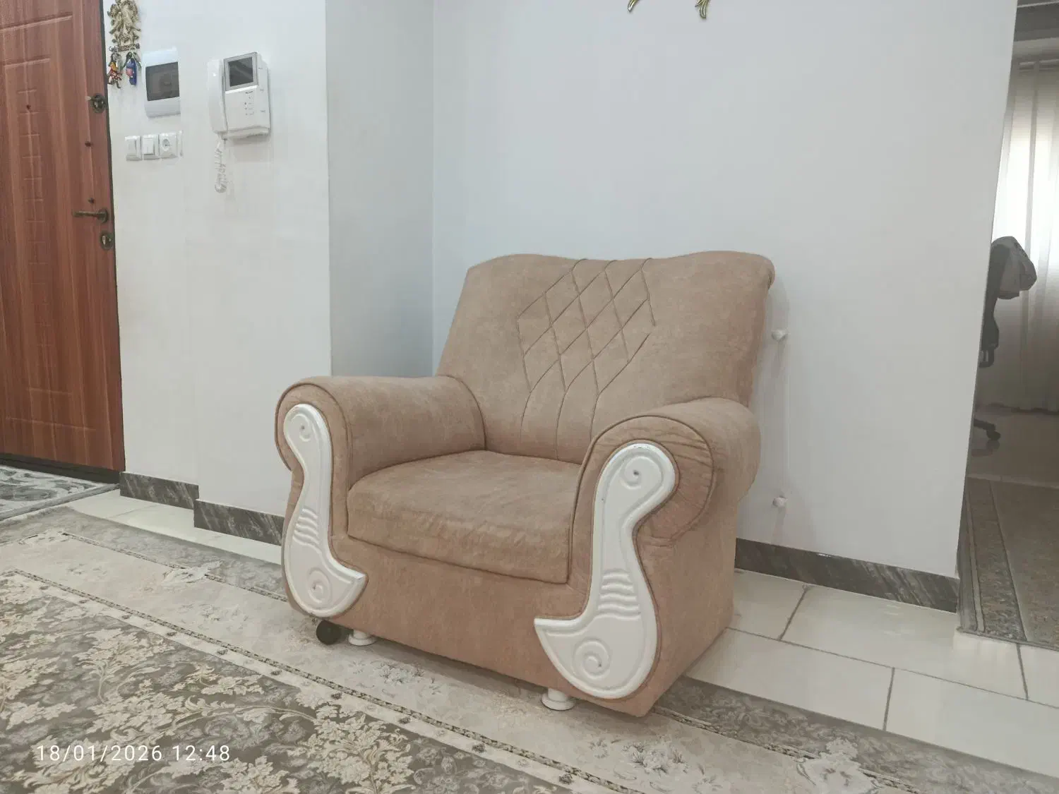 مبل راحتی|مبلمان خانگی و میز عسلی|چهارباغ, |دیوار