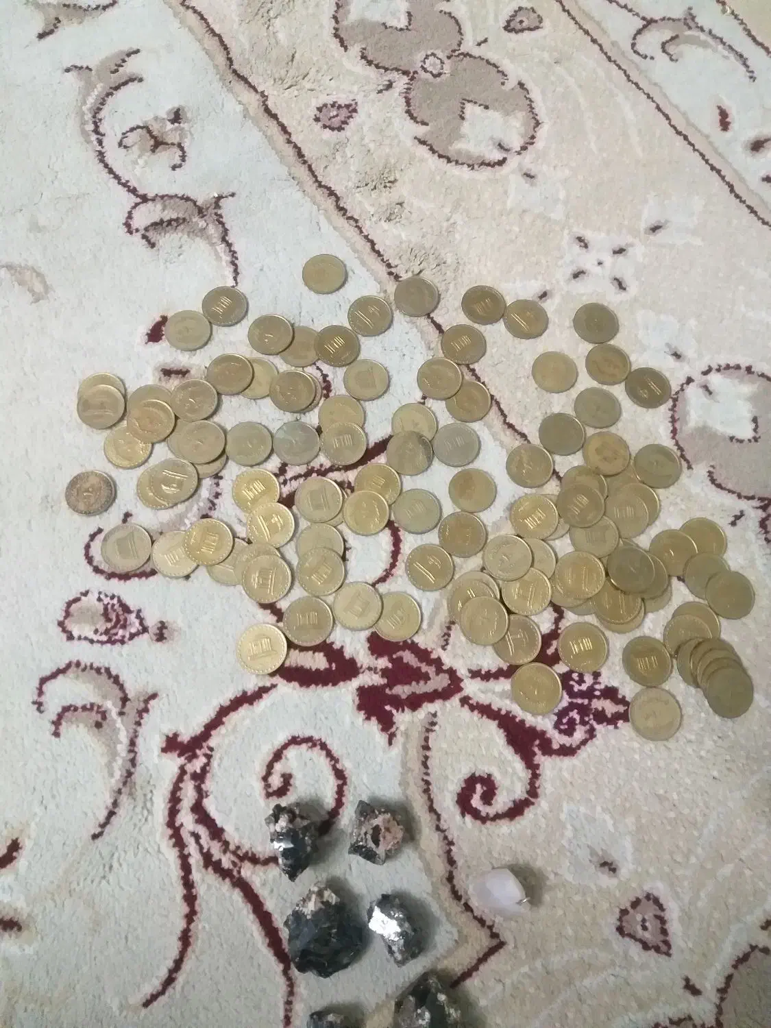 سکه ۱۰ریالی وسنگ ابسیدین|کلکسیون سکه، تمبر، اسکناس|ملارد, |دیوار