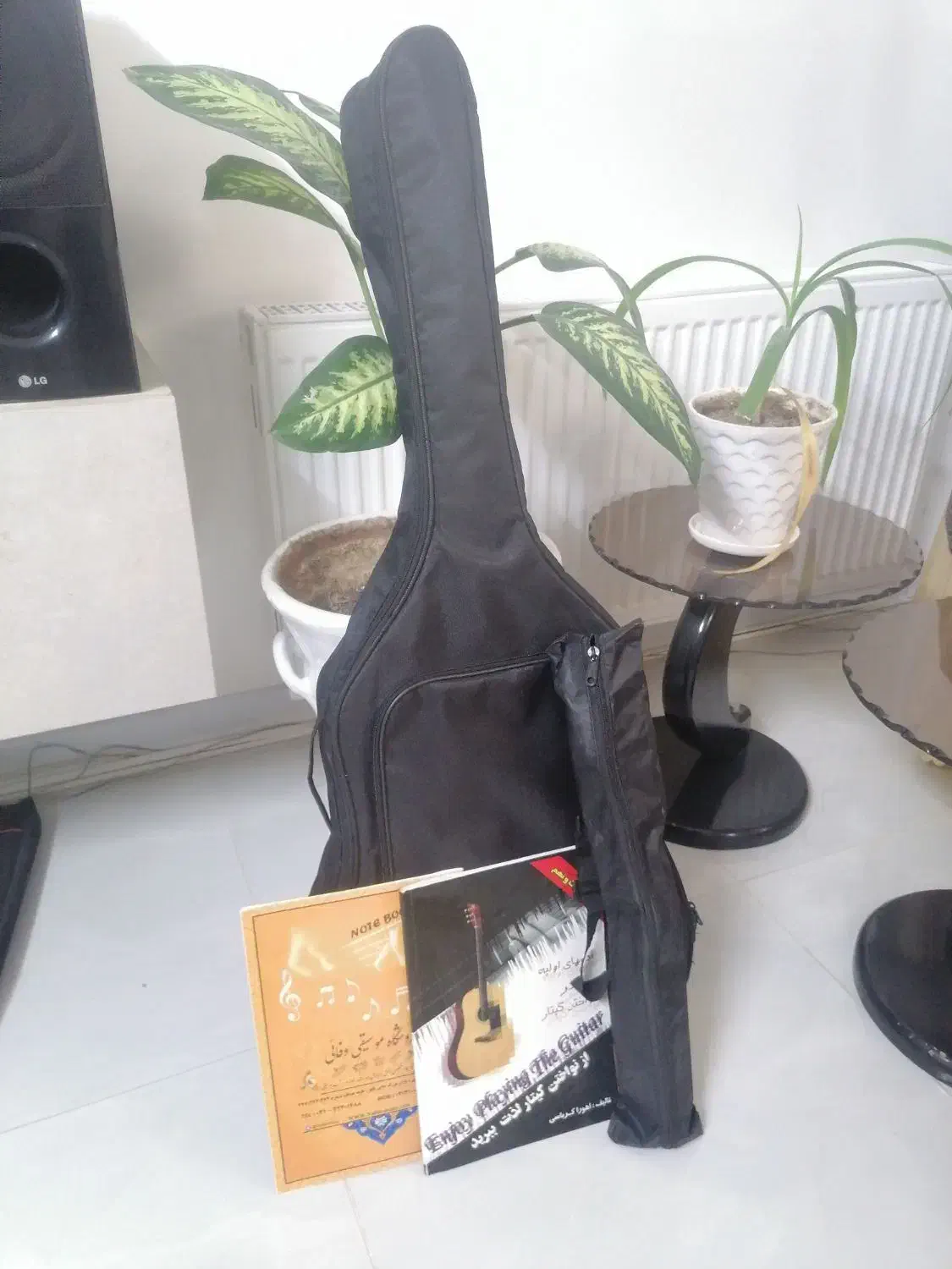 گیتار مدل MV3 + دفتر نت، پایه نت، کتاب آموزش گیتار|گیتار، بیس، امپلیفایر|اصفهان, شهرک میلاد|دیوار