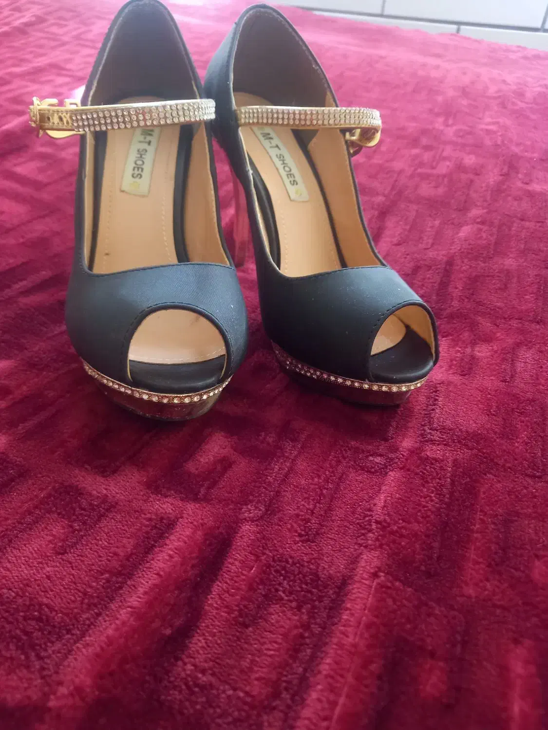 کفش مجلسی|کیف، کفش، کمربند|خمین, |دیوار