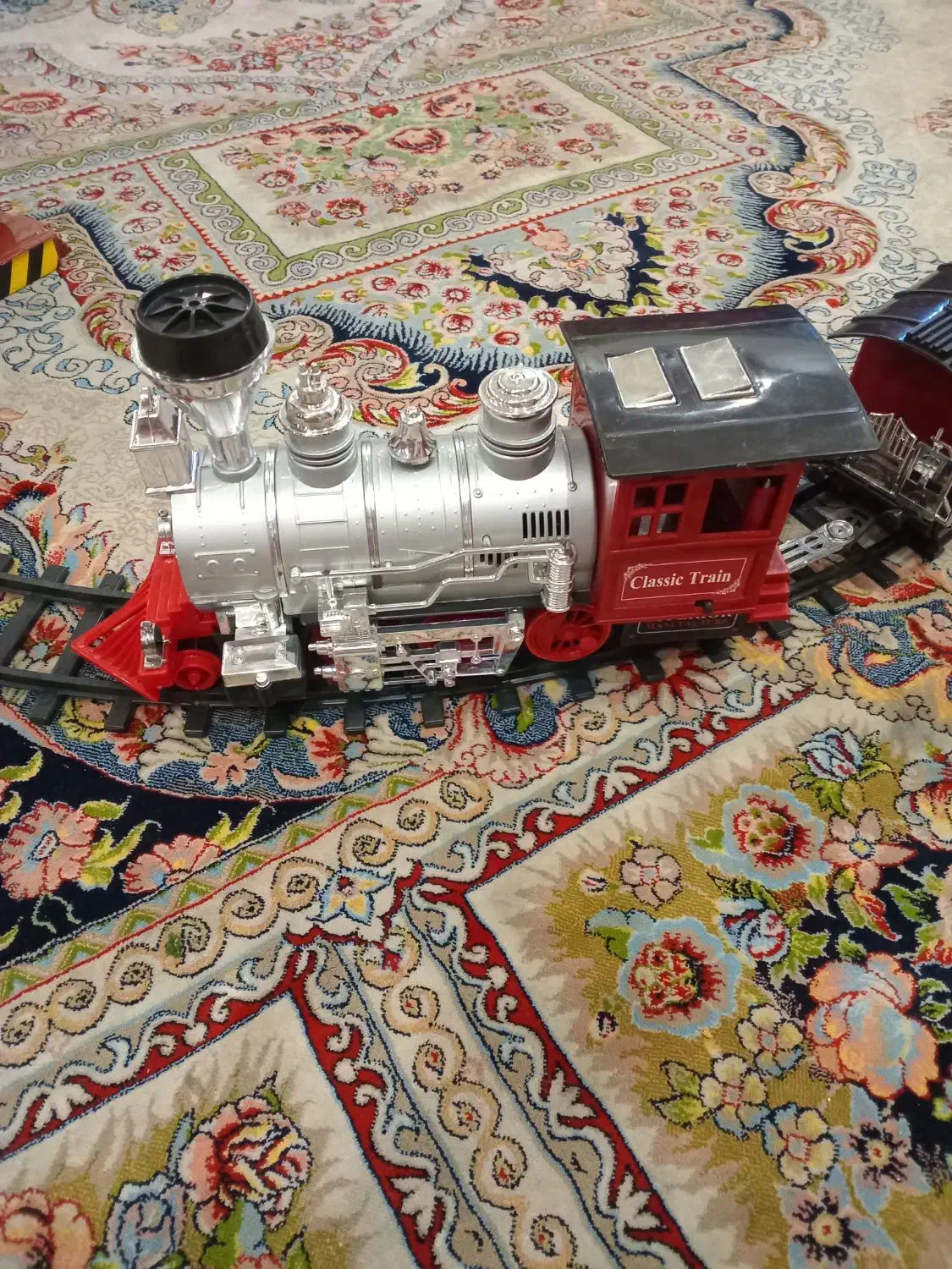 قطار کنترلی خیلی بزرگ|اسباب‌بازی بچه|هشتگرد, فاز ۲ مهستان|دیوار