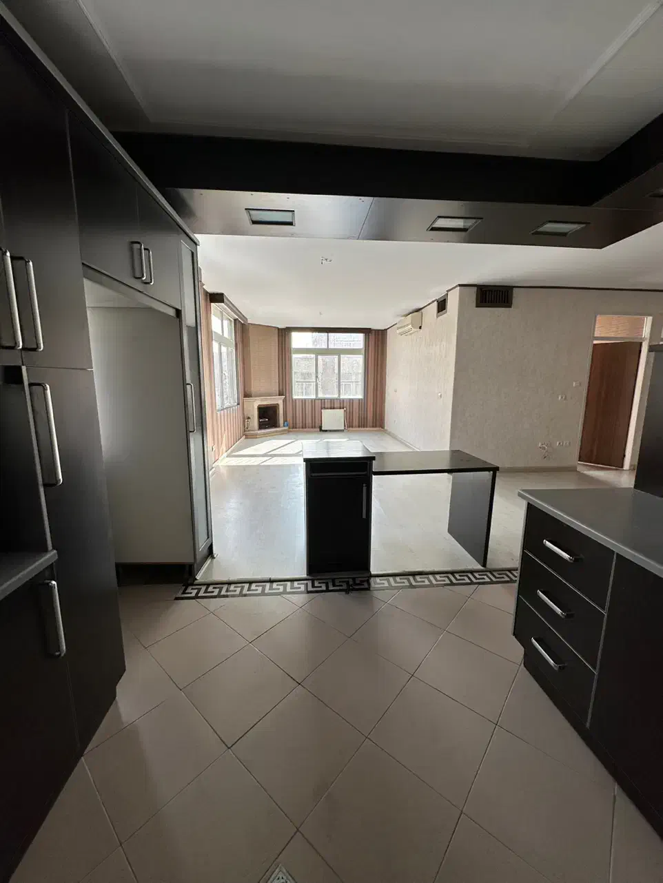 ۱۰۸ متر دوخواب بدونه مشابه گیشا