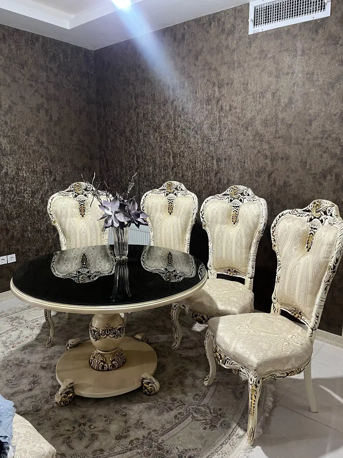 میز ناهار خوری ۴ نفره|میز و صندلی غذاخوری|محمدشهر, محمدشهر|دیوار