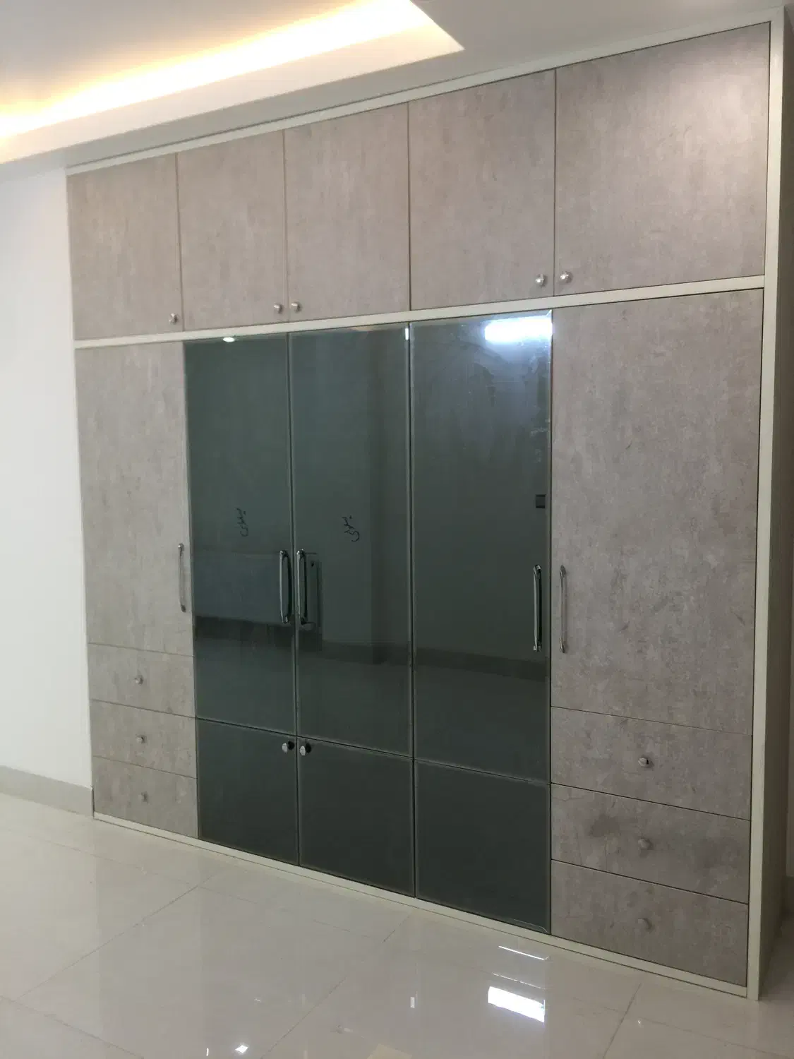 دکوراسیون داخلی اداری MDFوکارهای چوبی|خدمات پیشه و مهارت|شیراز, فرهنگ شهر|دیوار