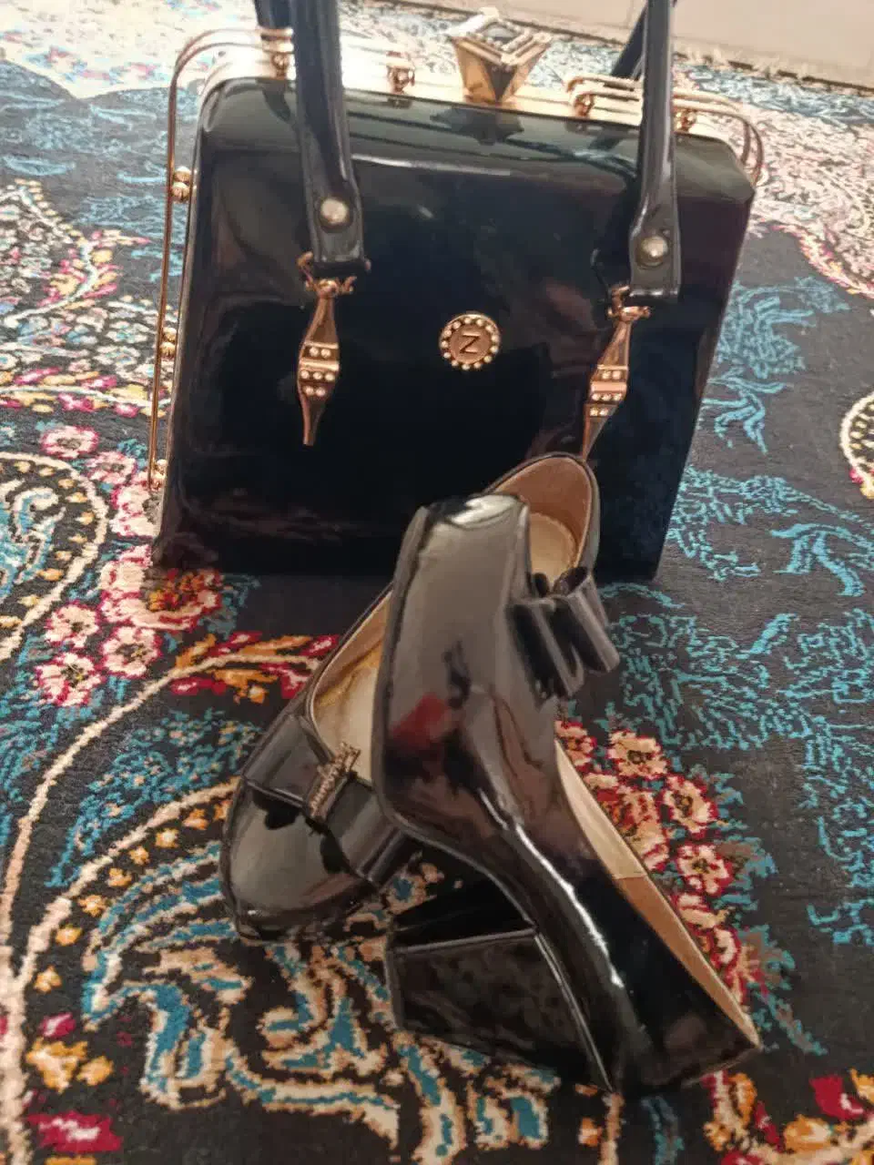 کیف و کفش|کیف، کفش، کمربند|تویسرکان, |دیوار