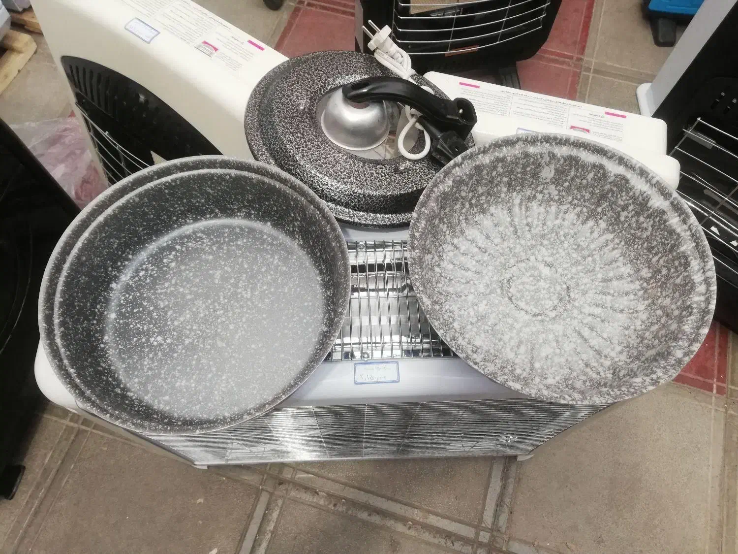 کیک پز و پیتزا پز ملینا خزر و mkجنس بدنه مقاوم|اجاق گاز و لوازم برقی پختوپز|مشهد, طلاب|دیوار