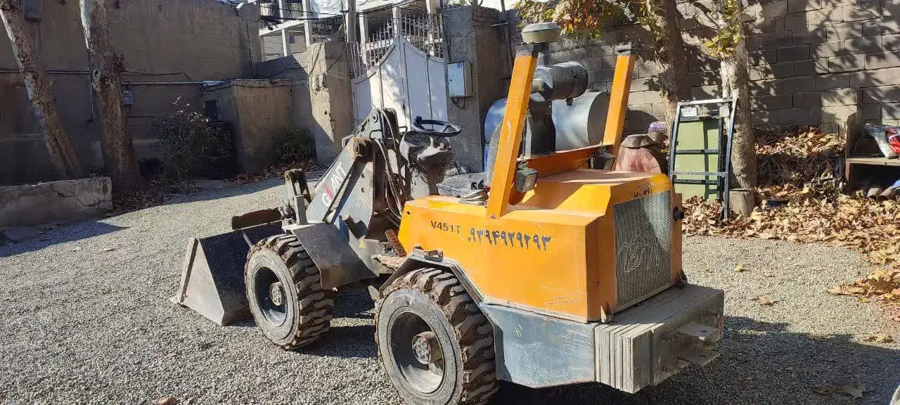 مینی لودر جی آنتGIANT هلند|خودرو سنگین|نسیم‌شهر, |دیوار