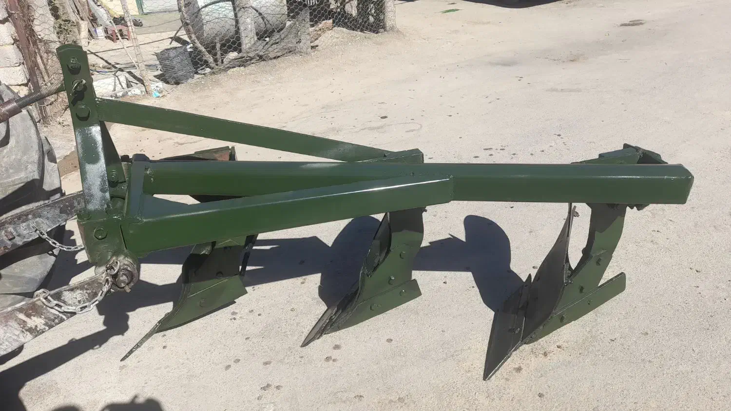 گاوآهن سه خیش|ماشینآلات صنعتی|الشتر, |دیوار