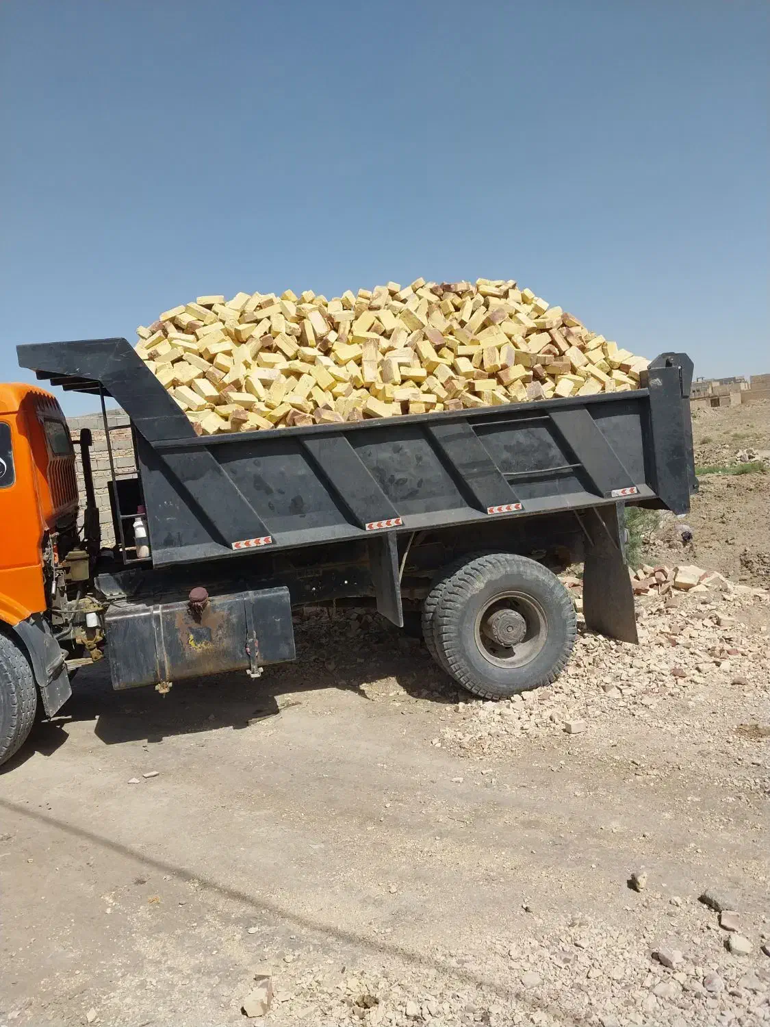 آجر سپاه بالای ۱۰تن|مصالح و تجهیزات ساختمان|زابل, |دیوار